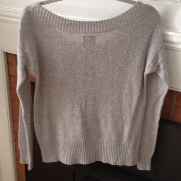 American Eagle gray sweater - Picture 3 of 4