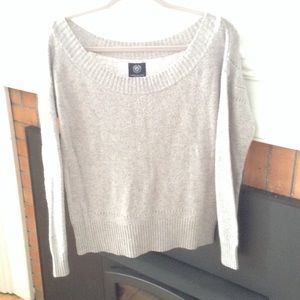 American Eagle gray sweater