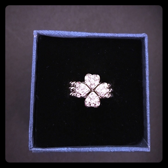 NWT Heart ❤️ Four leaf clover rings
