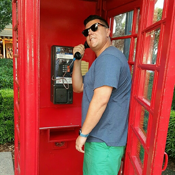 Meet your Posher, Kris - Picture 1 of 1