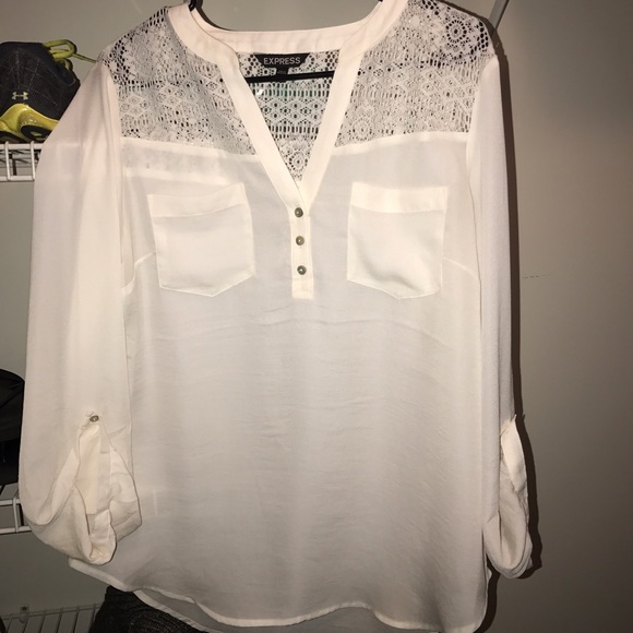 ⭐️ 2/$20 White Express Blouse