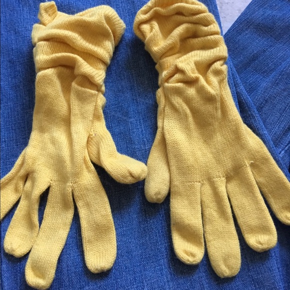 Gap Gloves