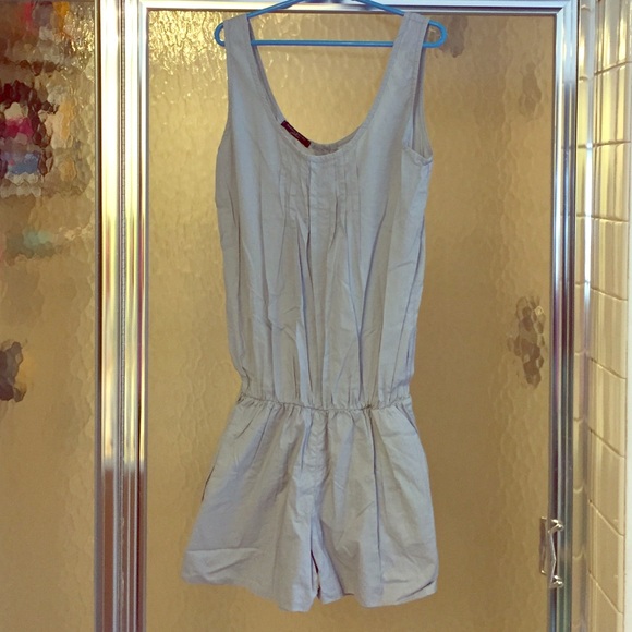 worn once, light gray/blue romper, button up back!