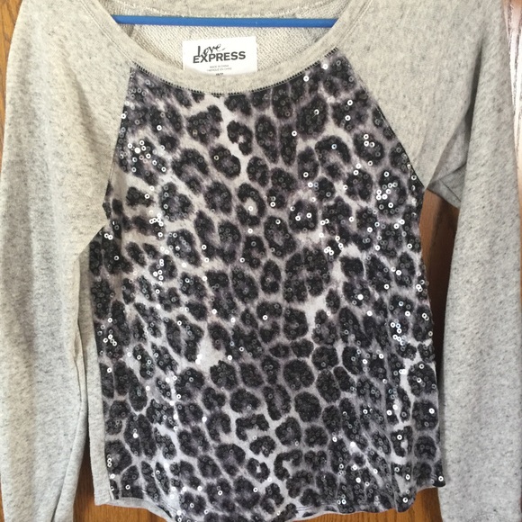 Express blingy top
