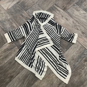 Striped wrap