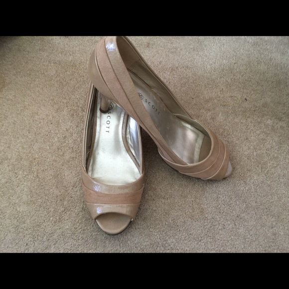Shoes - Picture 1 of 1