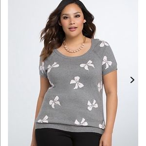 Torrid Size 1 Bow Print Pullover Sweater