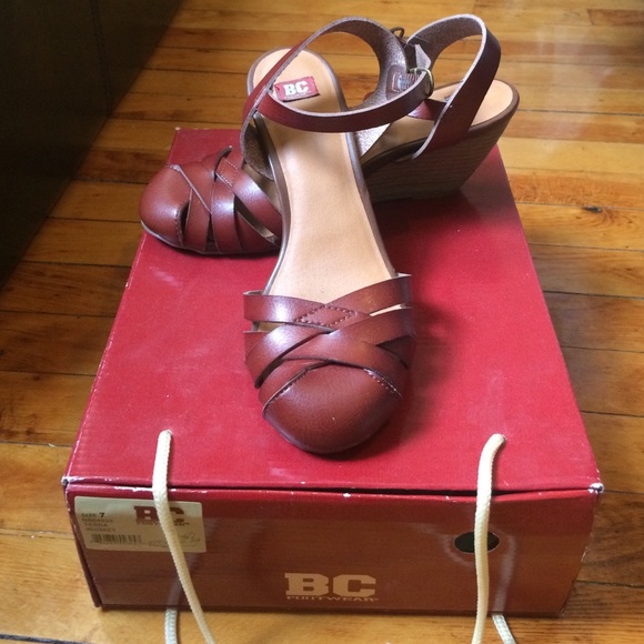 Super Comfy Brown Wedge Sandals - Size 7