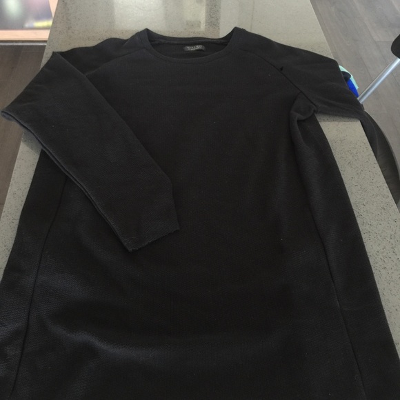 long sleeve black sweater (xl fits like a large) - Picture 1 of 3
