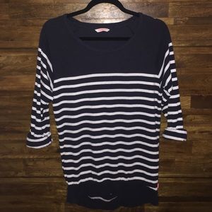 Aritzia TNA Rolled Cuff Shirt