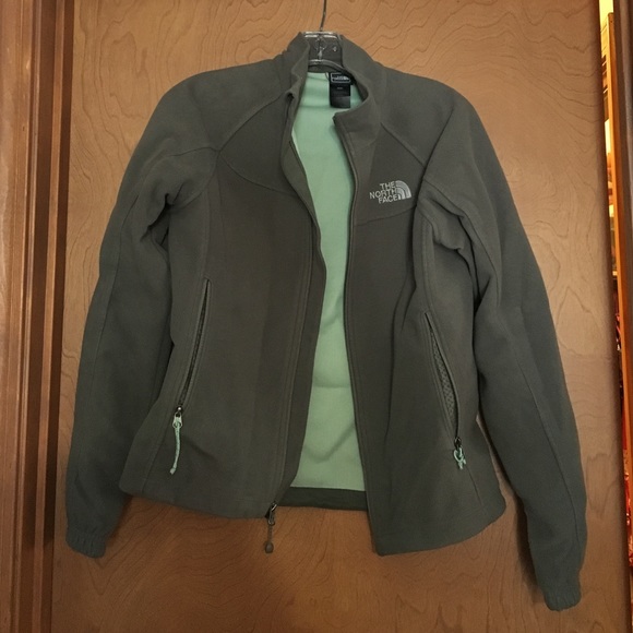 North Face Windwall Jacket