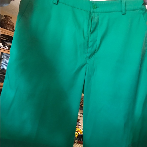 Men's Nike golf shorts