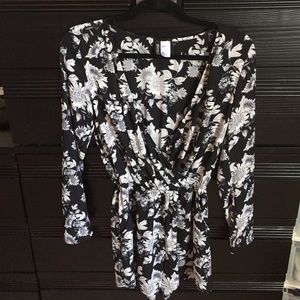 FLORAL ROMPER WORN ONCE!