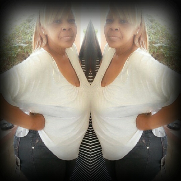 Meet your Posher, Kecia - Picture 1 of 1