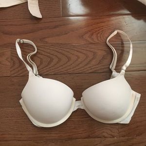 Aerie 34C cream bra. Only worn a few times