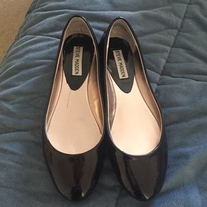 ECU Steve Madden flats!