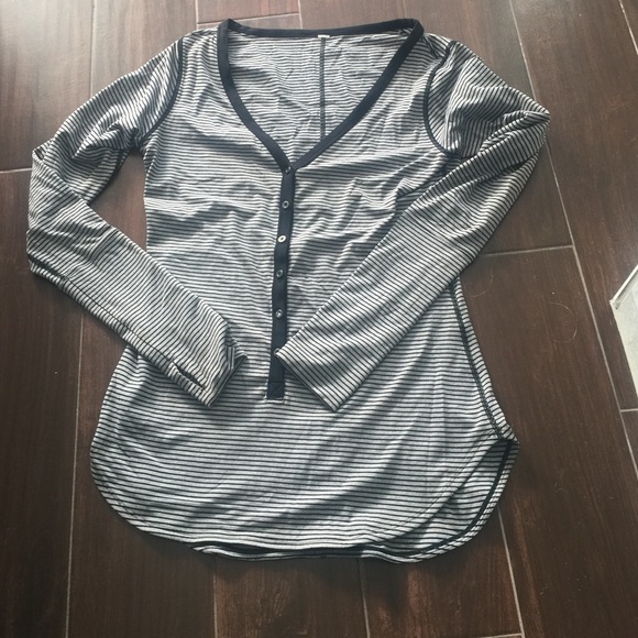 Lululemon shirt