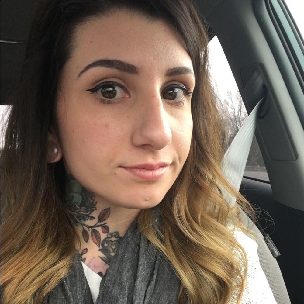 Meet your Posher, Robyn