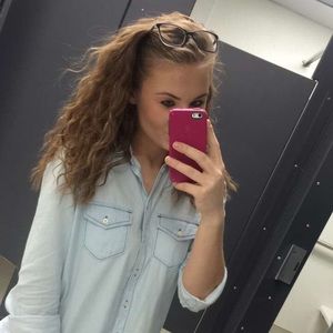 Meet your Posher, Mariya