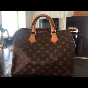 Authentic Louis Vuitton Monogram Speedy 30