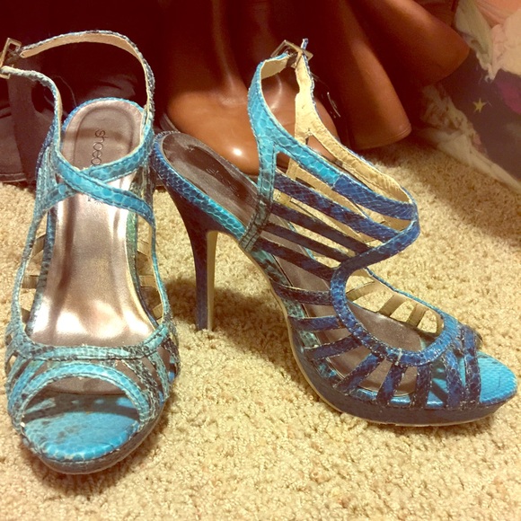 Blue Open Toe Heels. - Picture 1 of 2
