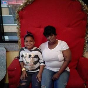 Meet your Posher, Sharon