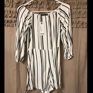 NWT Boo Hoo white & black off the shoulder romper