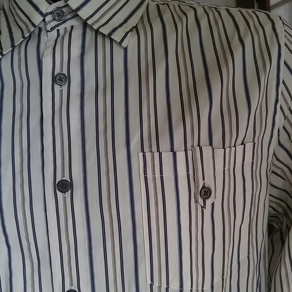 Shirt - Picture 2 of 4