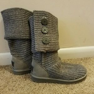 UGG Authentic Classic Cardy boots