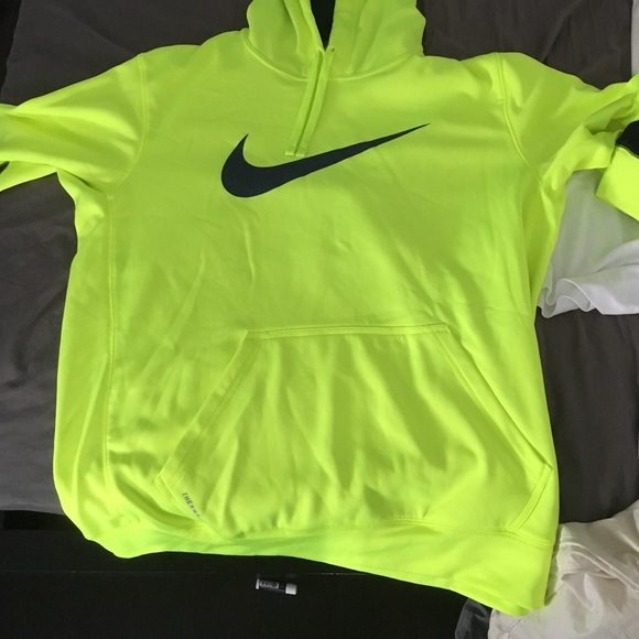 Nike Other - Nike thermal fit sweatshirt