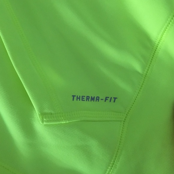 Nike thermal fit sweatshirt - Picture 2 of 3