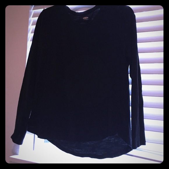 Black long sleeve shirt