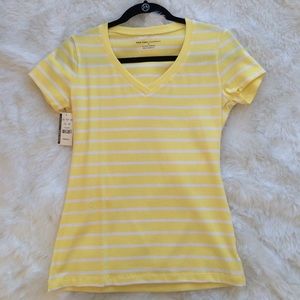 NWT New York & Company Tee