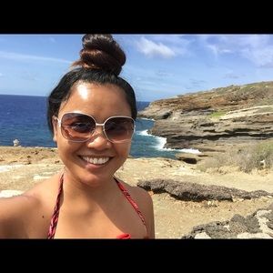 Meet your Posher, Joy