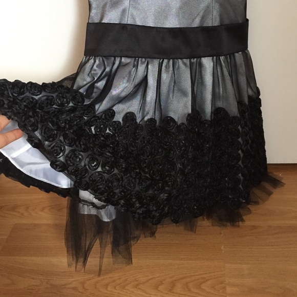 Gorgeous Juniors Dress👗❤️👗 - Picture 3 of 4