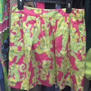 Lilly Pulitzer skirt with pockets