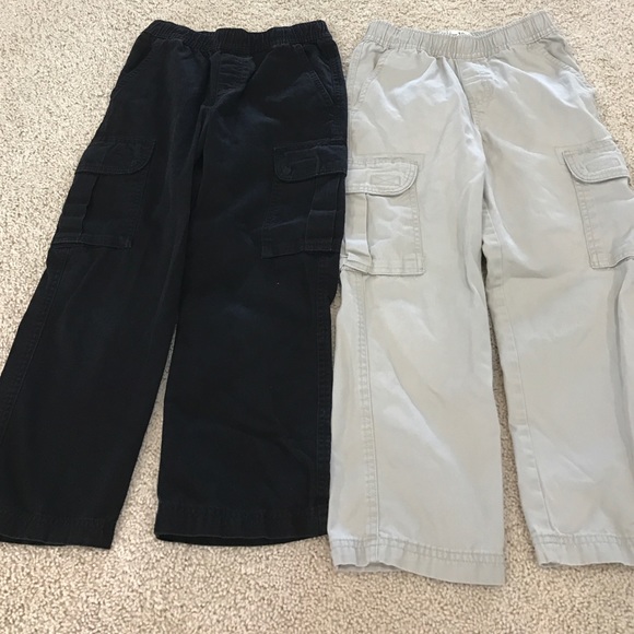Boys children's place cargo pants 2 for $12 - Picture 1 of 1