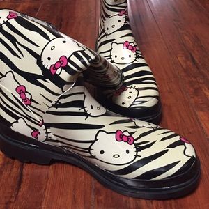 Hello kitty rain boots