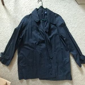 Gap Medium length Spring Trench