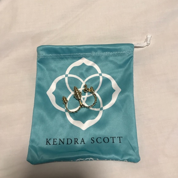 Kendra Scott ring