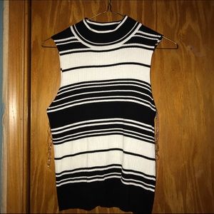 Mock neck crop top sleeveless shirt