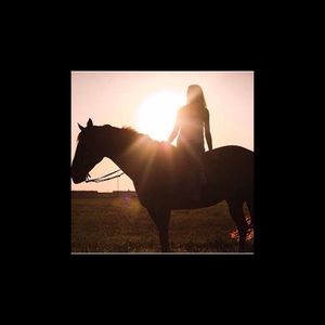 Meet your Posher, Ava