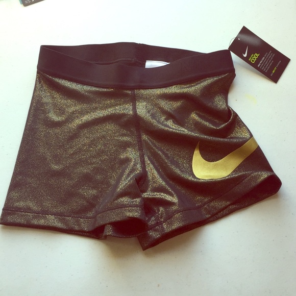 NWT Nike Pro Dri-Fit 2" Spandex