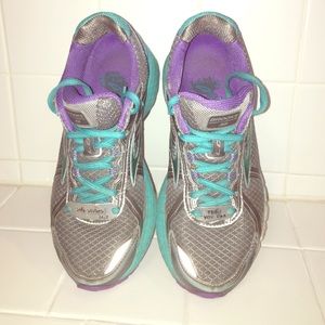 Brooks defyance 9