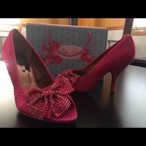 Poetic License size 10 pink pumps