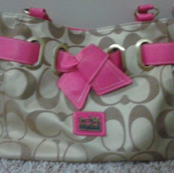 Coach Purse + Hat - Picture 3 of 3