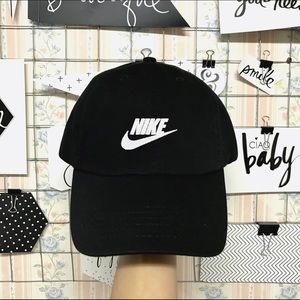 Nike Swoosh Baseball Cap