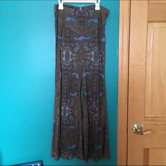 Free People High Waisted Gauchos! Made in India.