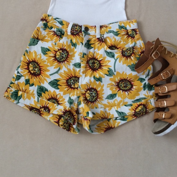 American Apparel Pants - American Apparel high waisted sunflower shorts