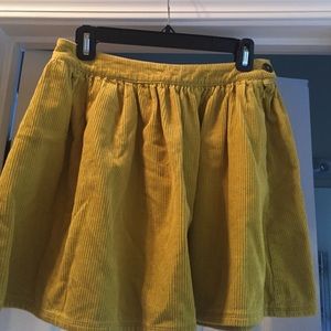 Golden corduroy skirt